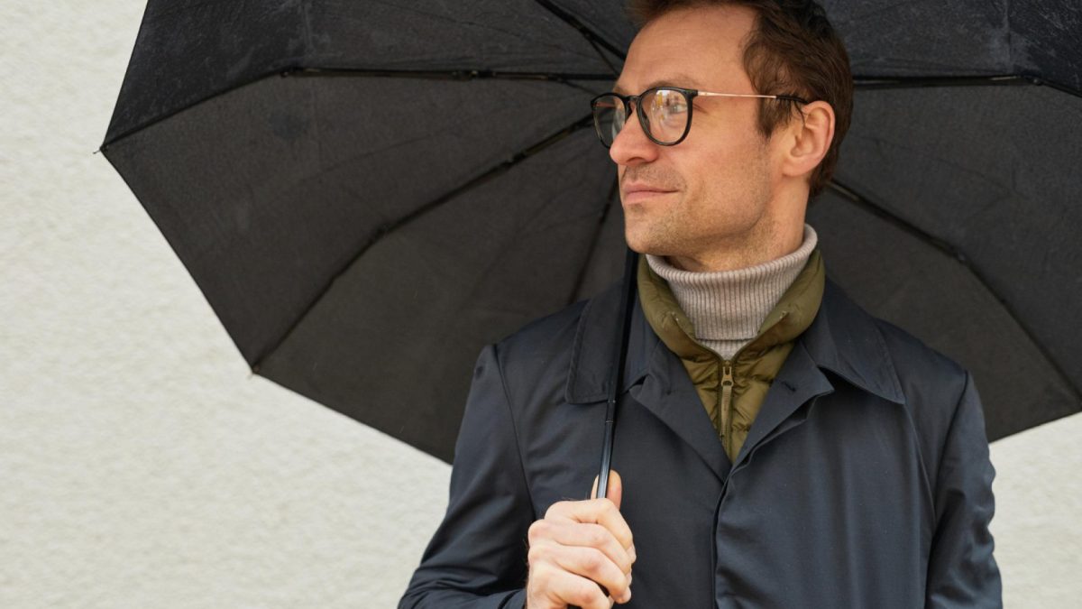 Comment choisir un parapluie homme qui complète parfaitement votre look ?